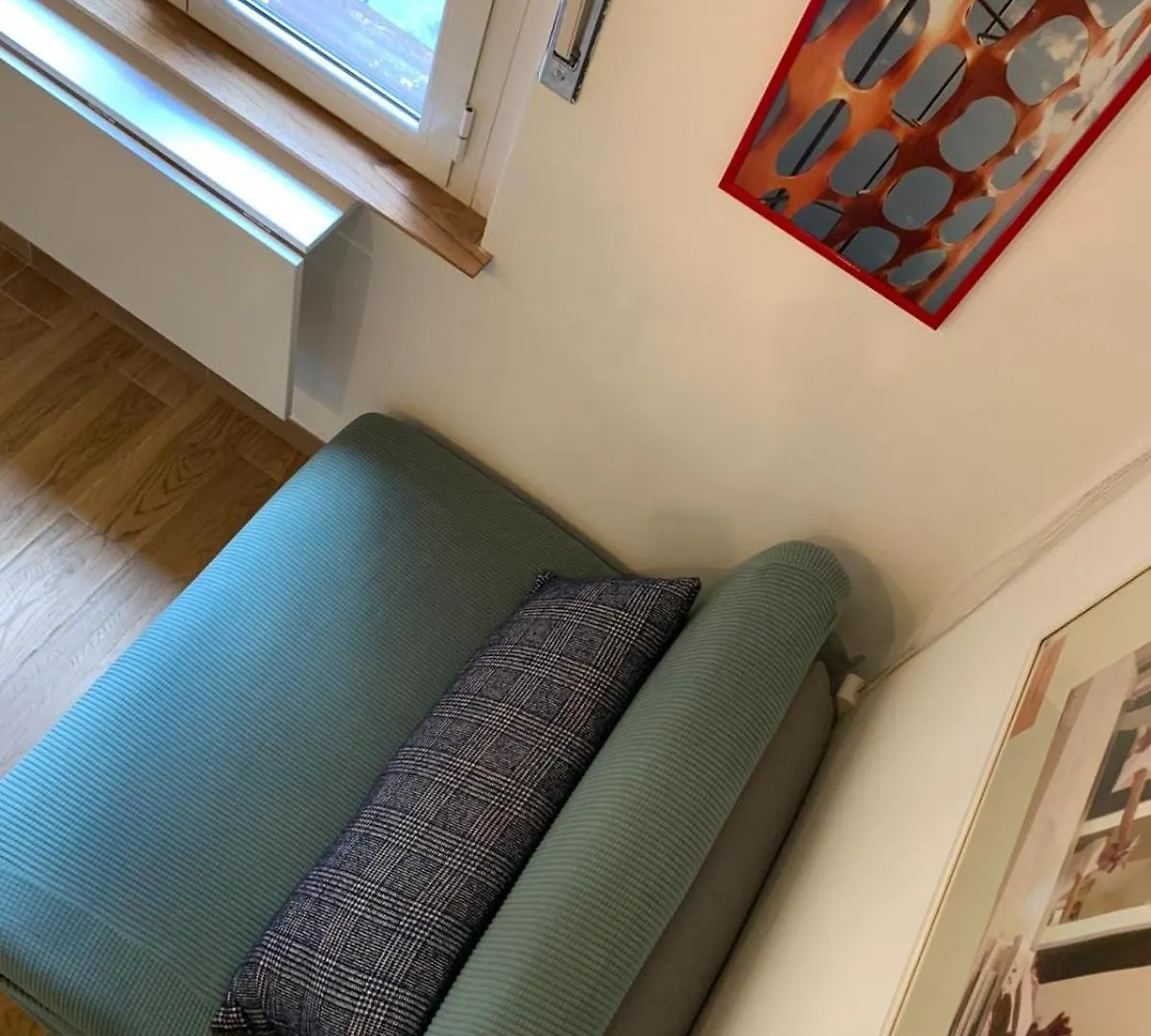 M20, Isola Garibaldi Apartment Milan